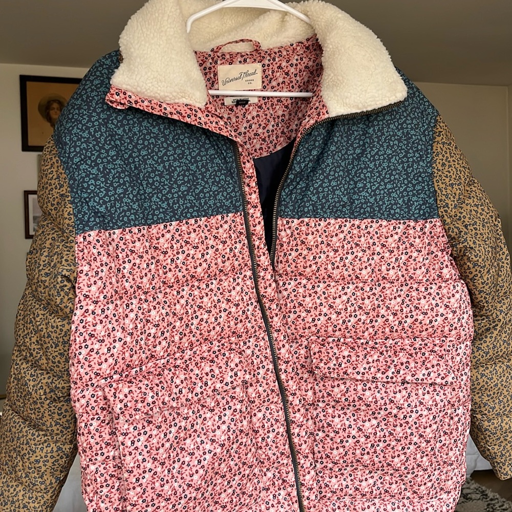 Bought new, universal threads puffer coat. Super cute, colored pattern block.